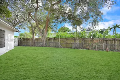 1550 NE 118th Ter, Miami, FL 33161 - Photo 60
