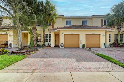 3258 NW 32nd Ter #3258, Oakland Park, FL 33309 - Photo 2