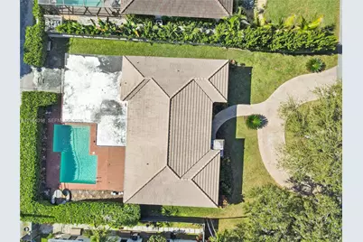 1044 NE 97th St, Miami Shores, FL 33138 - Photo 24