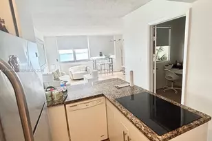 999 Brickell Bay Dr, Miami, FL 33131 - Photo 12