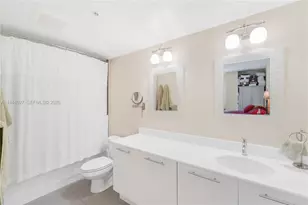 92 SW 3rd St, Miami, FL 33130 - Photo 40