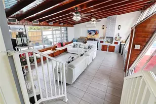 591 SE 5th St, Hialeah, FL 33010 - Photo 12