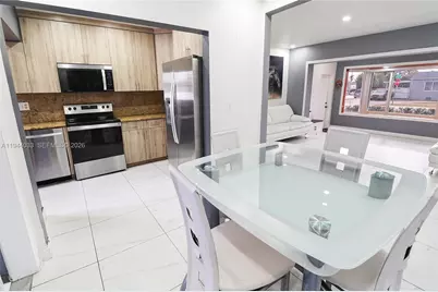 591 SE 5th St, Hialeah, FL 33010 - Photo 14