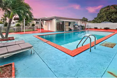 591 SE 5th St, Hialeah, FL 33010 - Photo 44