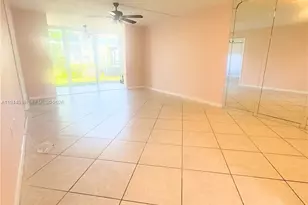 8590 Sunrise Lakes Blvd, Sunrise, FL 33322 - Photo 6