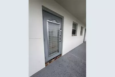 8590 Sunrise Lakes Blvd #109, Sunrise, FL 33322 - Photo 14