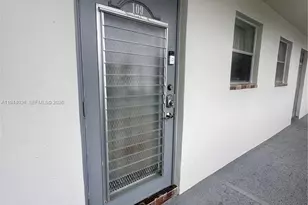 8590 Sunrise Lakes Blvd, Sunrise, FL 33322 - Photo 14