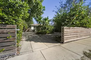 16101 NE 8th Ave, North Miami Beach, FL 33162 - Photo 4