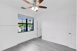 4518 E Aqua Bella Ln, Dania Beach, FL 33312 - Photo 36