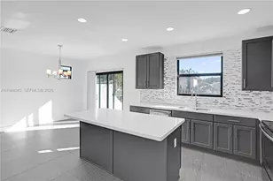 4518 E Aqua Bella Ln, Dania Beach, FL 33312 - Photo 12