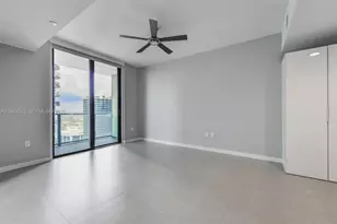 1010 Brickell Ave, Miami, FL 33131 - Photo 10