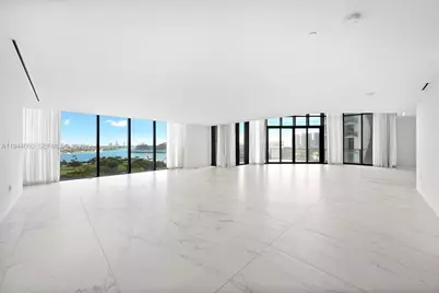 1000 Biscayne Blvd #TH1201, Miami, FL 33132 - Photo 14