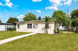 15351 SW 296th St, Homestead, FL 33033 - Photo 2