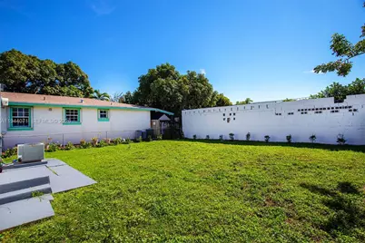 2620 SW 9th St, Miami, FL 33135 - Photo 22