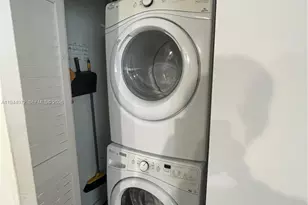 151 SE 1st St, Miami, FL 33131 - Photo 20