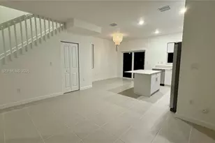 2617 SE 27th Dr, Homestead, FL 33035 - Photo 4