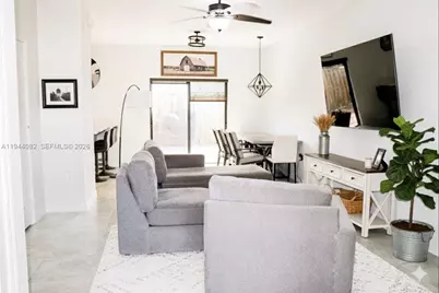 11238 SW 250th Ter, Homestead, FL 33032 - Photo 2