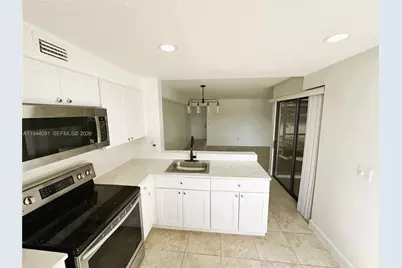 1044 S Independence Dr #1044C, Homestead, FL 33034 - Photo 16