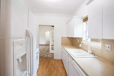 236 SW 28th Rd, Miami, FL 33129 - Photo 12