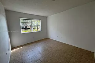 11700 SW 2nd St, Pembroke Pines, FL 33025 - Photo 10