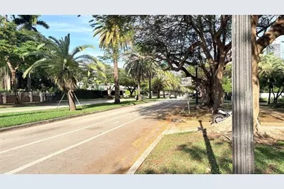 2301 S Miami Ave, Miami, FL 33129 - Photo 34