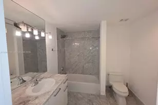 244 Biscayne Blvd, Miami, FL 33132 - Photo 10