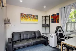 316 NW 29th St, Wilton Manors, FL 33311 - Photo 14