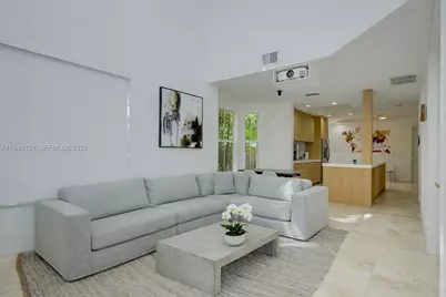 4867 Ponce De Leon Blvd #A, Coral Gables, FL 33146 - Photo 2