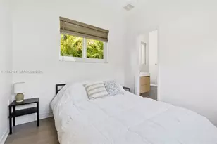 950 S Shore Dr, Miami Beach, FL 33141 - Photo 12