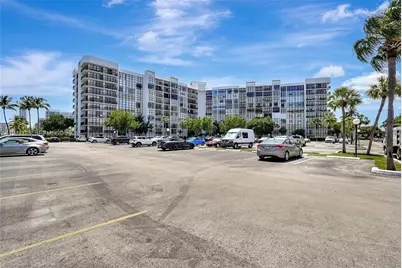 1000 Parkview Dr #330, Hallandale Beach, FL 33009 - Photo 78