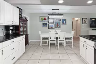 1247 Washington St, Hollywood, FL 33019 - Photo 8