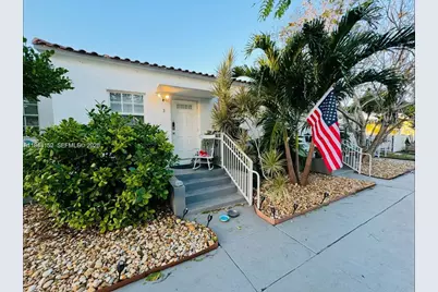 8401 Crespi Blvd #3, Miami Beach, FL 33141 - Photo 1