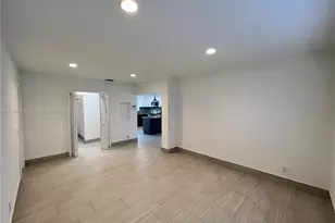 1881 NE 210th St, Miami, FL 33179 - Photo 20