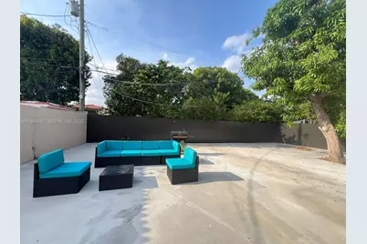 945 79th Ter #2, Miami Beach, FL 33141 - Photo 20