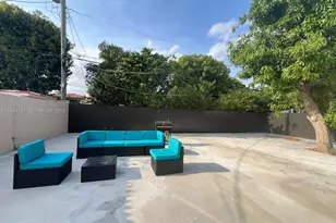 945 79th Terrace, Miami Beach, FL 33141 - Photo 20