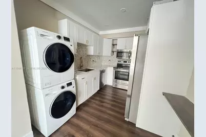 945 79th Ter #2, Miami Beach, FL 33141 - Photo 10