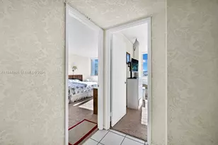7135 Collins Ave, Miami Beach, FL 33141 - Photo 28