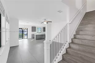 4518 E Aqua Bella Ln, Dania Beach, FL 33312 - Photo 6