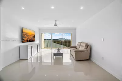 300 Bayview Dr #2108, Sunny Isles Beach, FL 33160 - Photo 8