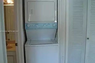 22901 SW 88th Pl, Cutler Bay, FL 33190 - Photo 8