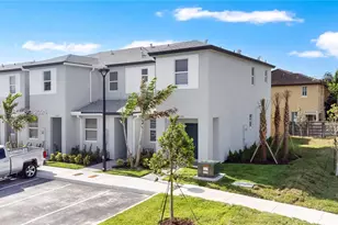 12168 SW 268 Ln, Homestead, FL 33032 - Photo 2