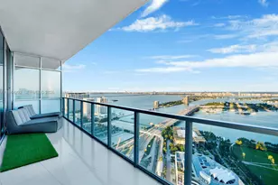 1100 Biscayne Blvd, Miami, FL 33132 - Photo 30