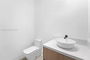 685 NE 81st St, Miami, FL 33138 - Photo 10