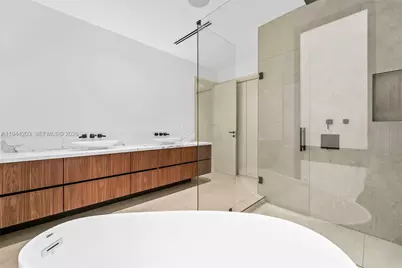 685 NE 81 St, Miami, FL 33138 - Photo 18