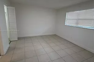 8060 N Colony Cir N, Tamarac, FL 33321 - Photo 4