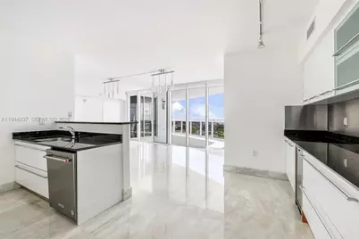 400 Alton Rd #3403, Miami Beach, FL 33139 - Photo 10