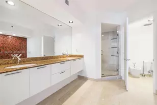 400 Alton Rd, Miami Beach, FL 33139 - Photo 22