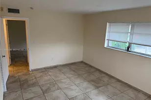 15221 NE 6th Ave, Miami, FL 33162 - Photo 6