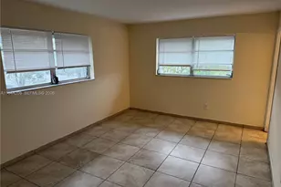 15221 NE 6th Ave, Miami, FL 33162 - Photo 10