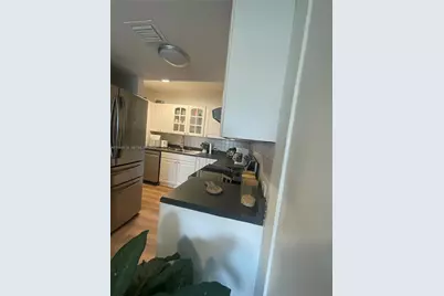 1390 Ocean Dr #404, Miami Beach, FL 33139 - Photo 14
